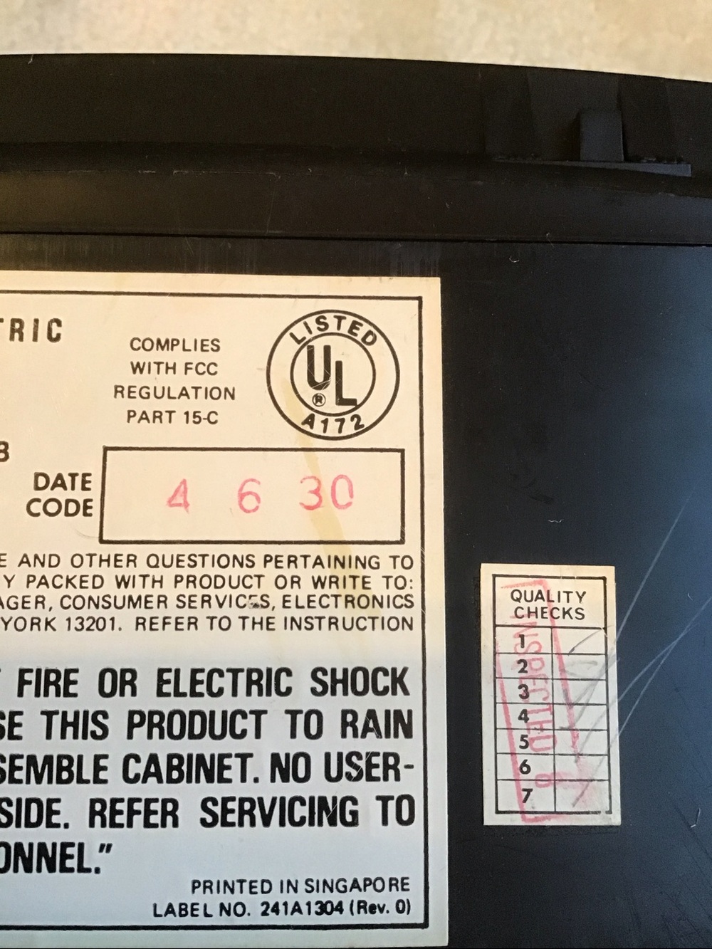 Vintage General Electric AM/FM Flip Clock Radio Alarm, model no. 7-4415B Works - Picture 11 of 15